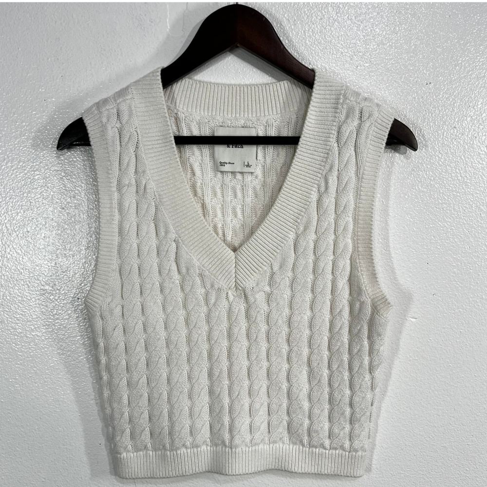 Abercrombie & Fitch Cable Knit Sweater Vest Women's Large White V-Neck Preppy
